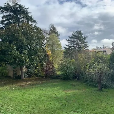 Casa de Férias Et Studio Avec Terrasse Au Calme Condom